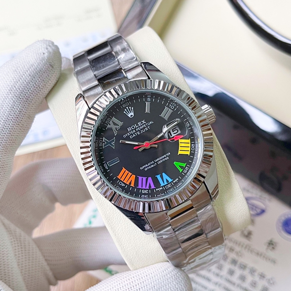 ブランド時計側面デザイン